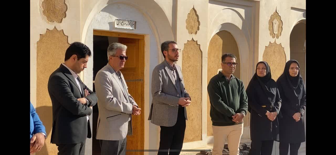 برگزاری مراسم افتتاح مرکز آموزش صنایع‌دستی شهرستان ابرکوه