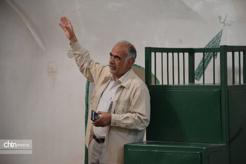 بازدید مدیرکل میراث‌فرهنگی استان از کارگاه بازخوانی روابط انسان و محیط در روستاهای تاریخی فهرج و خویدک