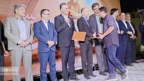 دومین جشنواره نان میبد در نارین‌قلعه به کار خود پایان داد