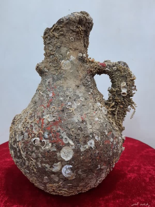 کوزه تاریخی از اعماق خلیج‌فارس در هندیجان کشف شد/ سندی تازه از پیشینه باستانی بنادر جنوبی ایران
