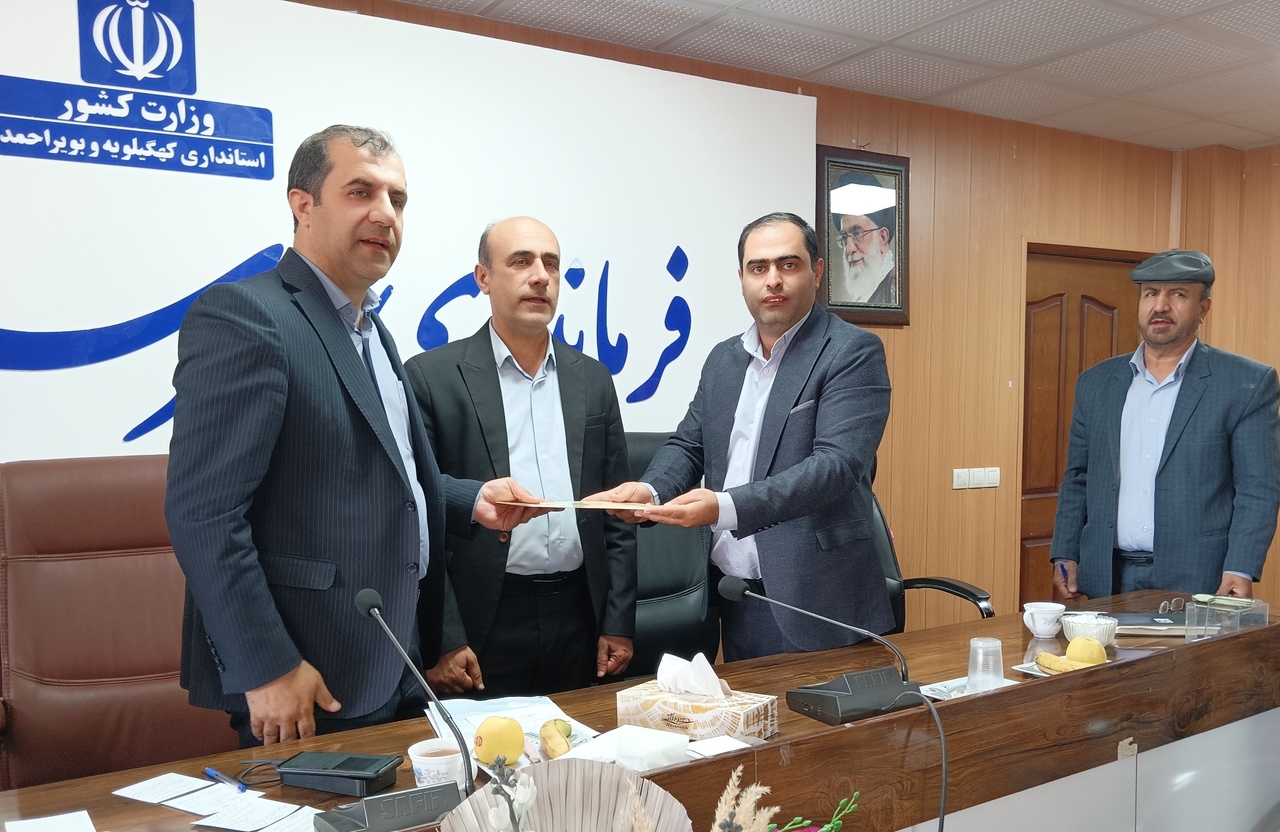 سرپرست جدید میراث‌فرهنگی، گردشگری و صنایع‌دستی شهرستان دنا منصوب شد/ معاون توسعه مدیریت کهگیلویه و بویراحمد: شهرستان دنا پایتخت گردشگری استان است