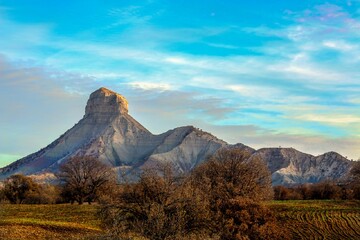 کوه قلاقیران ایلام؛ بهشتی باستانی با درختان کهنسال بلوط