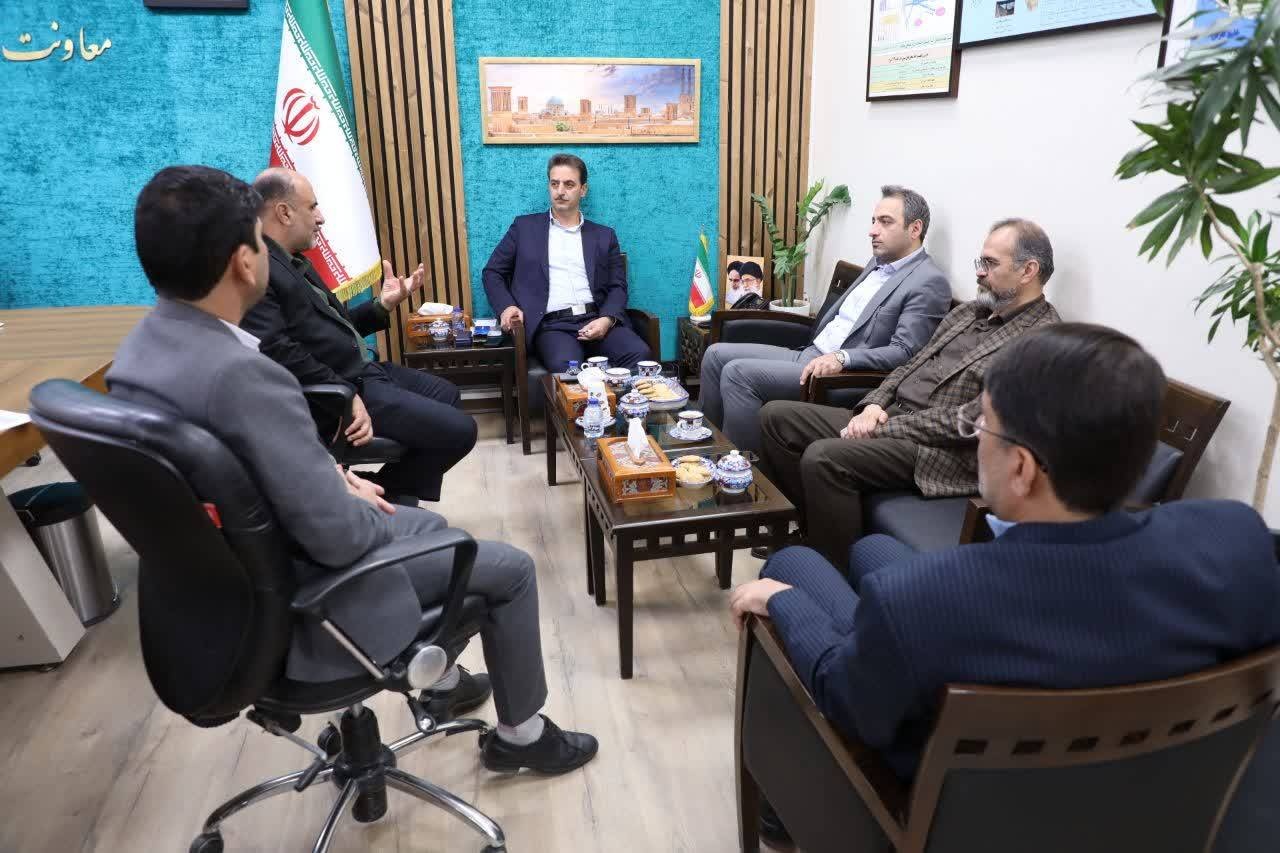 بررسی طرح احیای میدان تاریخی شاه طهماسب یزد