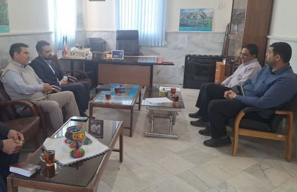 بررسی توانمندی‌های صنایع‌دستی و تولیدات هنری در توسعه اقتصادی  اسفراین