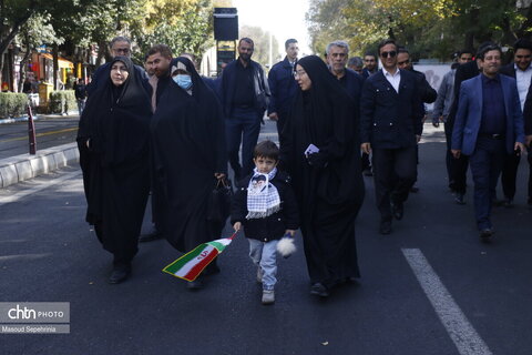 راهپیمایی13 آبان در تبریز