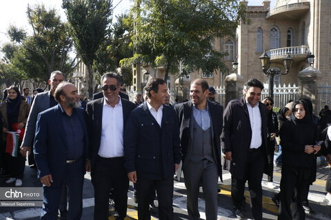 راهپیمایی13 آبان در تبریز