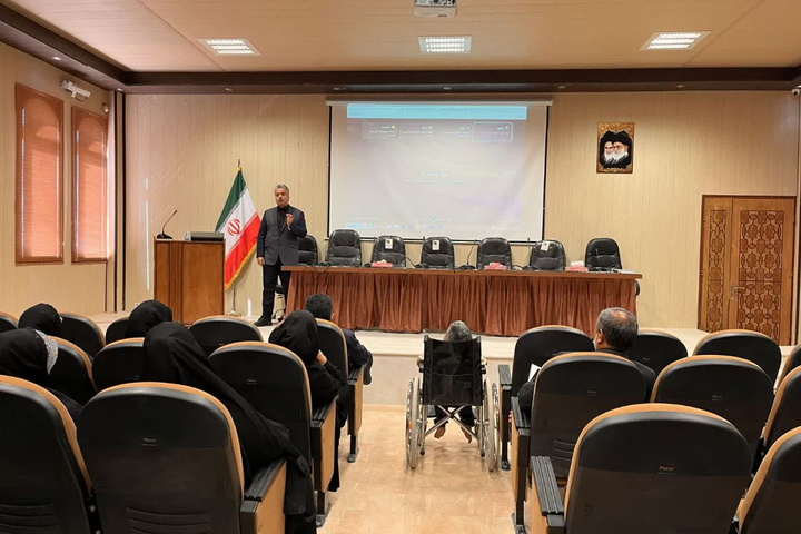 برگزاری دوره آموزشی برند، برندسازی و بازاریابی صنایع‌دستی در شهرستان خوروبیابانک