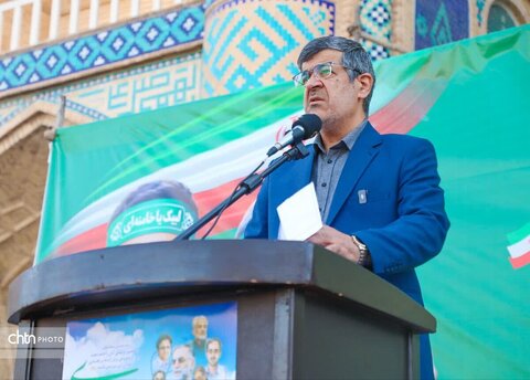 حماسه حضور در دل تاریخ؛ مردم دارالعباده در یوم‌الله ۱۳ آبان