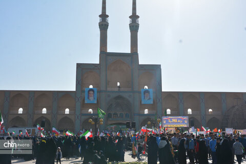 حماسه حضور در دل تاریخ؛ مردم دارالعباده در یوم‌الله ۱۳ آبان