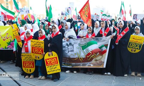 حماسه حضور در دل تاریخ؛ مردم دارالعباده در یوم‌الله ۱۳ آبان