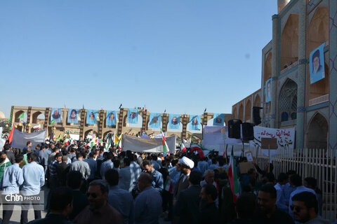 حماسه حضور در دل تاریخ؛ مردم دارالعباده در یوم‌الله ۱۳ آبان