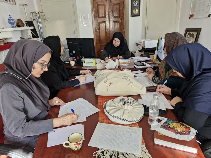 انتخاب آثار برگزیده مسابقه بسته‌بندی صنایع‌دستی استان گلستان/ تجلیل از برگزیدگان در همایش بسته‌بندی صنایع‌دستی استان