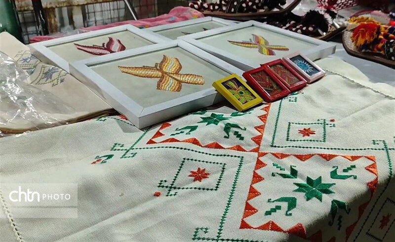 دستهایی که تاریخ میدوزند/ تجلی هویت ایرانی در سوزندوزی زنان بلوچستان