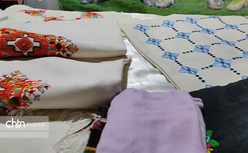 دستهایی که تاریخ میدوزند/ تجلی هویت ایرانی در سوزندوزی زنان بلوچستان