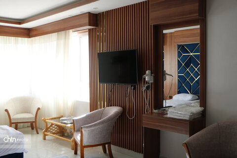 بررسی وضعیت تأسیسات گردشگری ایلام در بازدید میدانی مدیرکل میراث‌فرهنگی استان