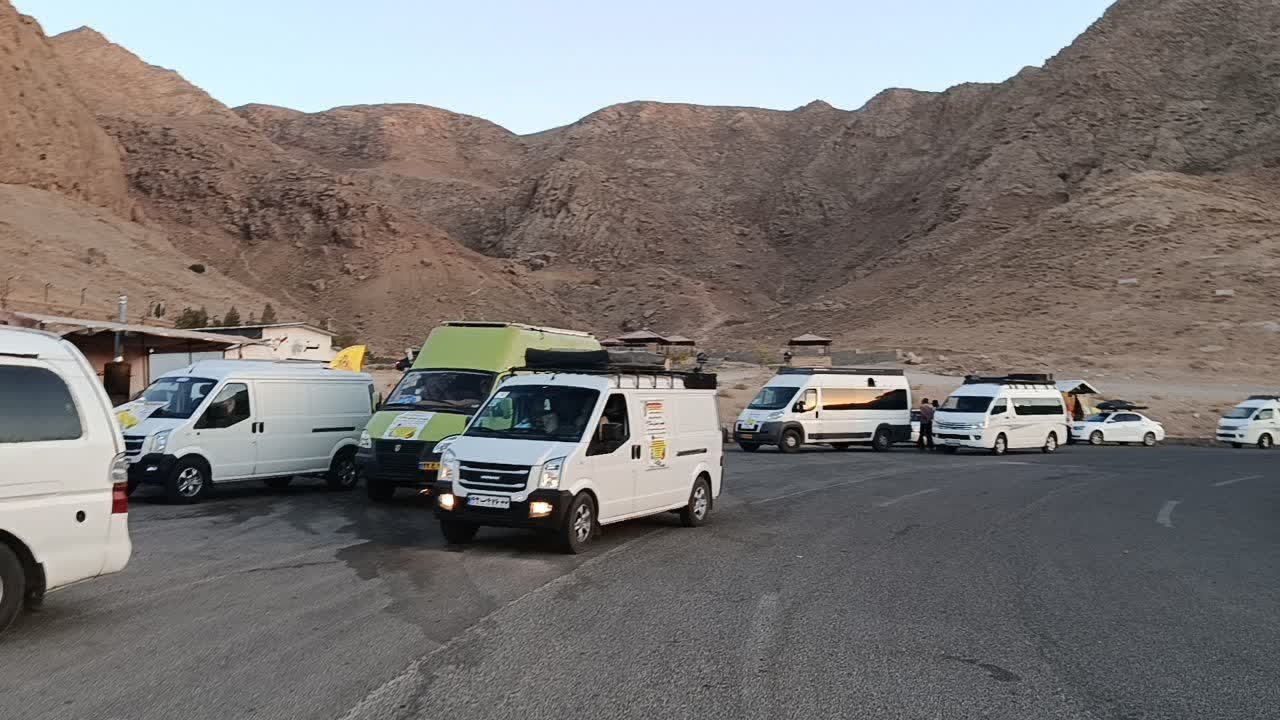 رونق گردشگری قاینات همزمان با گردش فصل‌ها