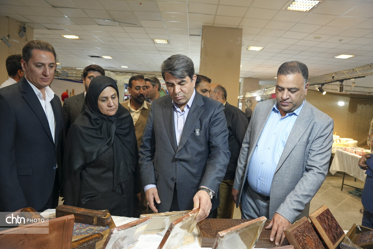 طنین رنگ، هنر و فرهنگ؛ افتتاح هفدهمین نمایشگاه ملی صنایع‌دستی کرمان