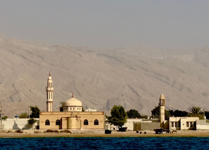 آغاز طرح امکان‌سنجی روستاهای هدف هرمزگان برای معرفی «برند ملی گردشگری»/ «بندر مقام»؛ کانون گردشگری هویت‌مدار با محوریت «صید و تجارت مروارید»