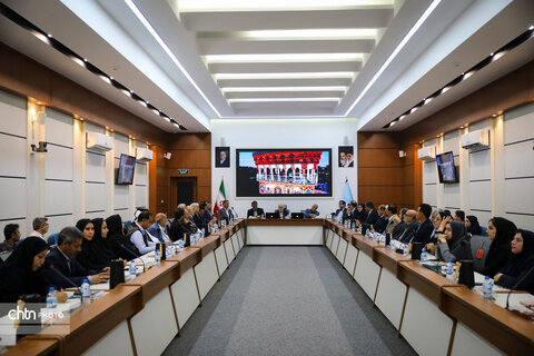 برگزاری نشست قائم مقام وزیر میراث فرهنگی با فعالان و انجمنهای میراث فرهنگی خورستان