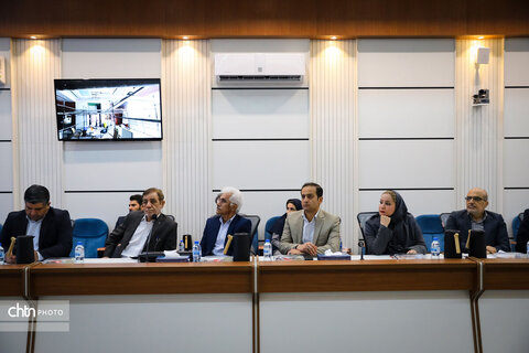برگزاری نشست قائم مقام وزیر میراث فرهنگی با فعالان و انجمن‌های میراث فرهنگی خورستان