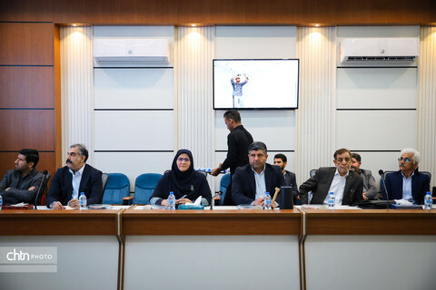 برگزاری نشست قائم مقام وزیر میراث فرهنگی با فعالان و انجمنهای میراث فرهنگی خورستان