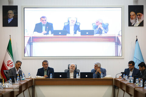 برگزاری نشست قائم مقام وزیر میراث فرهنگی با فعالان و انجمن‌های میراث فرهنگی خورستان