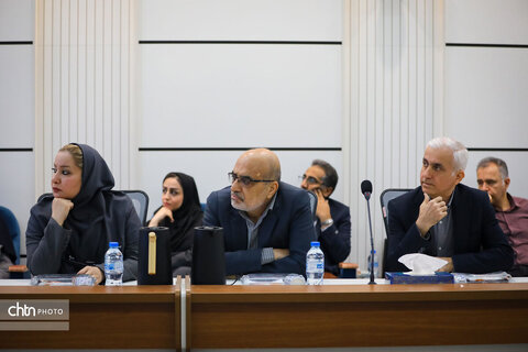 برگزاری نشست قائم مقام وزیر میراث فرهنگی با فعالان و انجمن‌های میراث فرهنگی خورستان