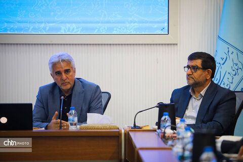 برگزاری نشست قائم مقام وزیر میراث فرهنگی با فعالان و انجمن‌های میراث فرهنگی خورستان