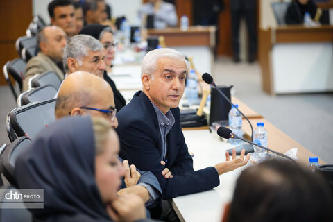 برگزاری نشست قائم مقام وزیر میراث فرهنگی با فعالان و انجمن‌های میراث فرهنگی خورستان