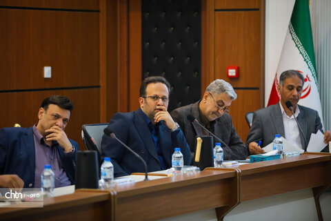 برگزاری نشست قائم مقام وزیر میراث فرهنگی با فعالان و انجمن‌های میراث فرهنگی خورستان