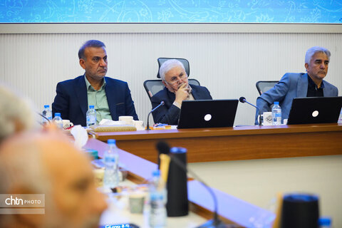برگزاری نشست قائم مقام وزیر میراث فرهنگی با فعالان و انجمن‌های میراث فرهنگی خورستان