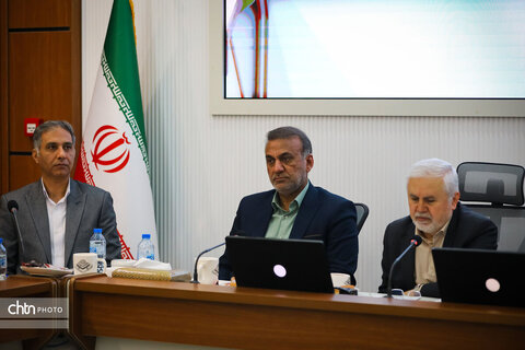 برگزاری نشست قائم مقام وزیر میراث فرهنگی با فعالان و انجمن‌های میراث فرهنگی خورستان