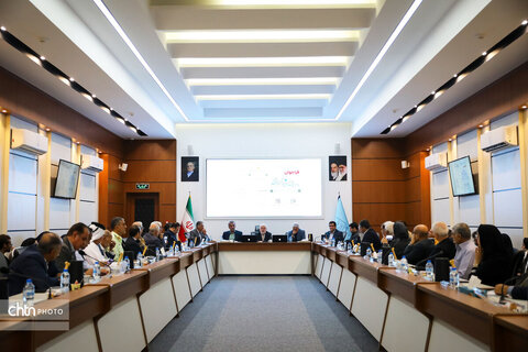 برگزاری نشست قائم مقام وزیر میراث فرهنگی با فعالان و انجمن‌های میراث فرهنگی خورستان