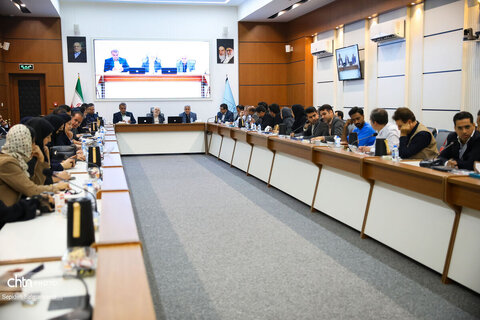 برگزاری نشست قائم مقام وزیر میراث فرهنگی با اصحاب رسانه خورستان