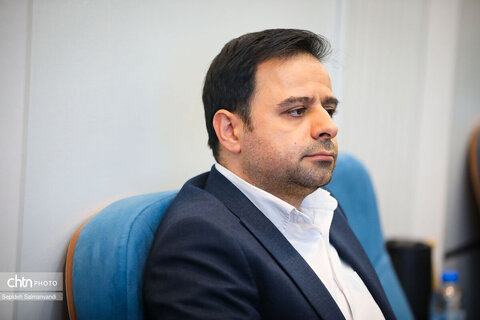 برگزاری نشست قائم مقام وزیر میراث فرهنگی با اصحاب رسانه خورستان