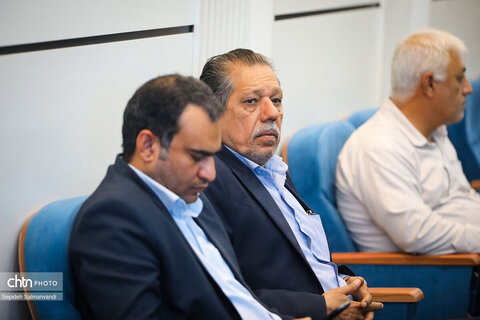 برگزاری نشست قائم مقام وزیر میراث فرهنگی با اصحاب رسانه خورستان