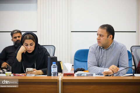 برگزاری نشست قائم مقام وزیر میراث فرهنگی با اصحاب رسانه خورستان