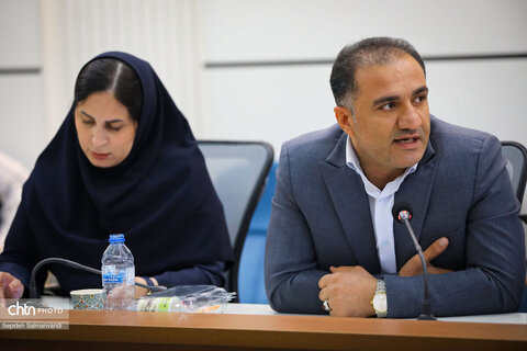 برگزاری نشست قائم مقام وزیر میراث فرهنگی با اصحاب رسانه خورستان