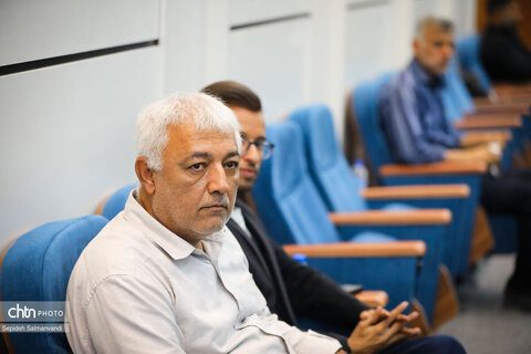 برگزاری نشست قائم مقام وزیر میراث فرهنگی با اصحاب رسانه خورستان