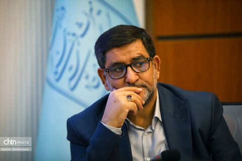 برگزاری نشست قائم مقام وزیر میراث فرهنگی با اصحاب رسانه خورستان