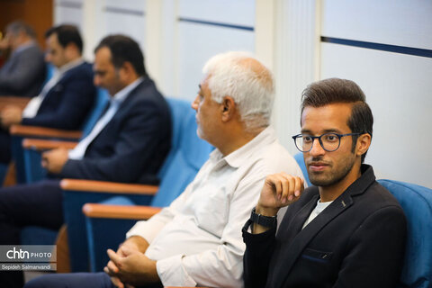 برگزاری نشست قائم مقام وزیر میراث فرهنگی با اصحاب رسانه خورستان