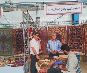 حضور فعال هنرمندان ایلامی در نمایشگاه صنایع‌دستی کرمانشاه
