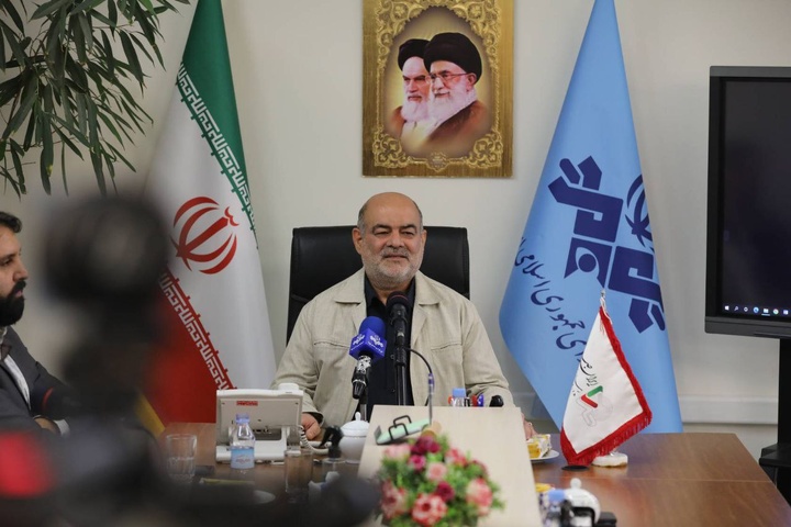 رادیو زبان همه مردم ایران است