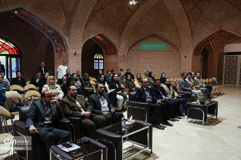 مجمع عمومی عادی و فوق‌العاده انجمن راهنمایان گردشگری استان اردبیل برگزار شد