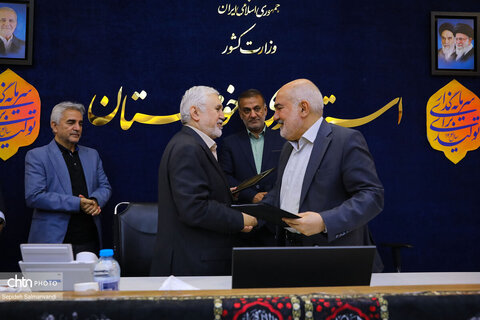 برگزاری نشست هماهنگی و امضای تفاهم‌نامه قائم مقام و معاون وزیر میراث فرهنگی و استانداری خوزستان