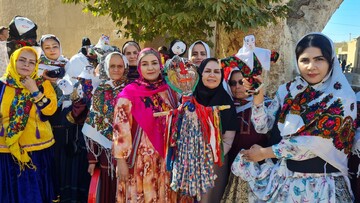 از آیین‌های سنتی تا پرنده‌نگری در قلعه‌بالا، جشنواره زاغ بور رنگ فرهنگ گرفت