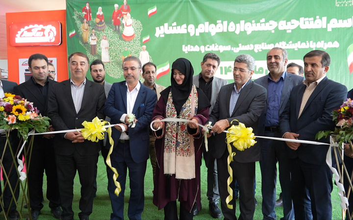 افتتاح نمایشگاه تخصصی سفال و سرامیک در همدان