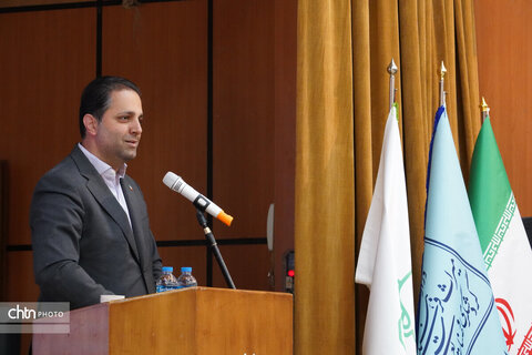 آیین افتتاحیه همایش ملی زنجیره ارزش سفال و سرامیک با محوریت لالجین