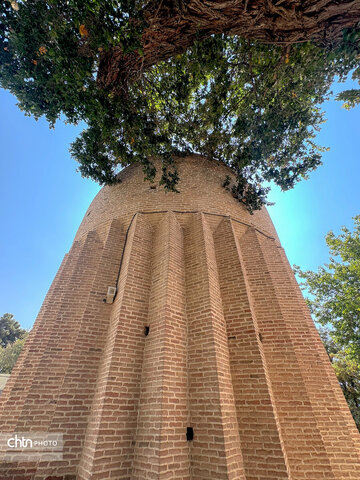 برج شاهزاده حسین کردان