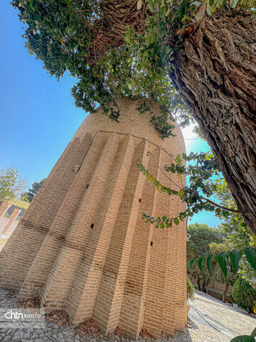 برج شاهزاده حسین کردان